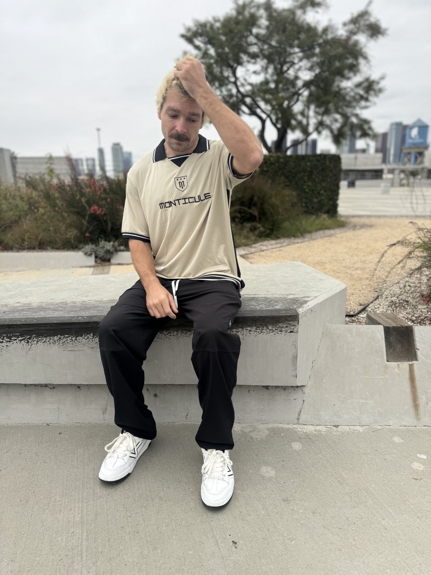 Monticule Soccer Jersey. SAND