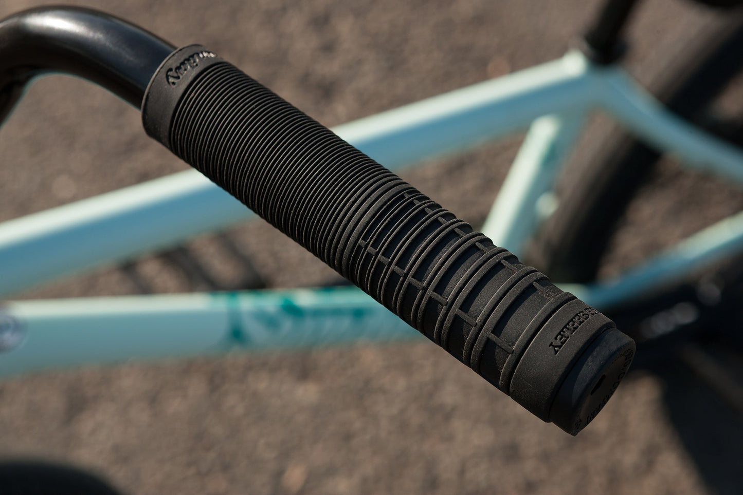 2023 Sunday EX - Julian Arteaga Signature (Matte Cool Mint with 20.75" tt)