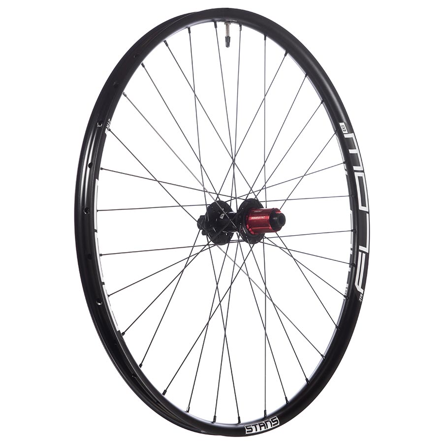 Rear, 27.5'' / 584, Holes: 32, 12mm TA, 148mm, Disc IS 6-bolt, SRAM XD-R