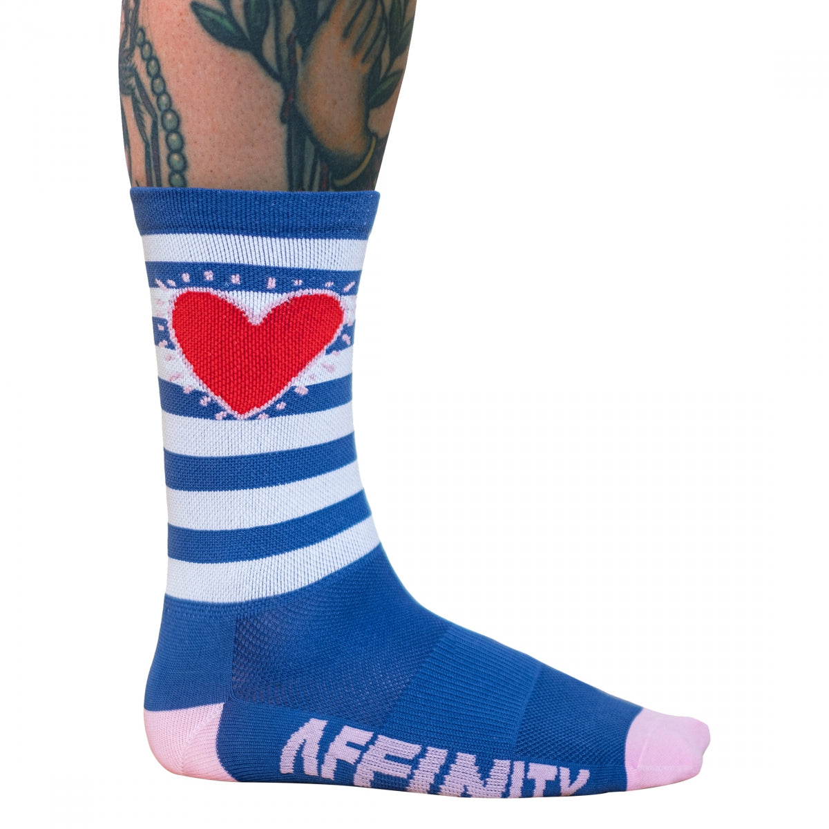 AFFINITY CLOTHING SOCKS AFFINITY KEITH HARING SM/MD HEART w/STRIPES - AFFINITY