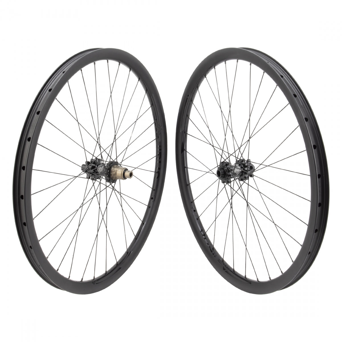 WHEEL MASTER WHL PR 27.5 584x27 OR8 BOLT CARBON 29mmTBLS DISC BK 32 OR8 MT1110 ELITE 11sXD 6B 15mm 12mm SP SEAL BK 142mm SAPIM RACE 2.0/1.8 BK - WHEEL MASTER