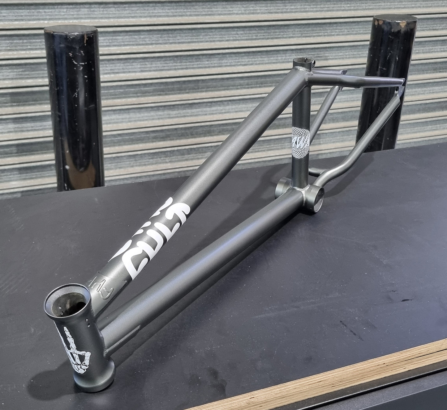 Cult Hawk Frame (Gunmetal Grey)