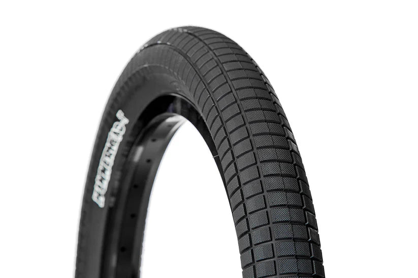 Demolition Mike "Hucker" Clark Hammerhead-T Tire