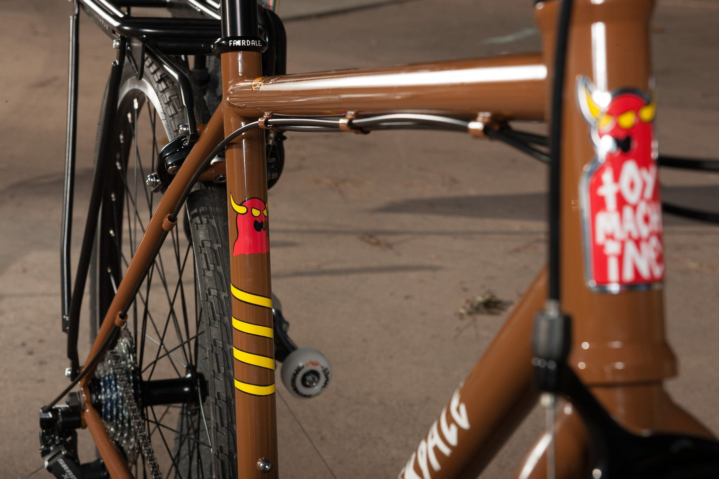 Fairdale x Toy Machine Lookfar (Limited Edition Gloss Brown in S-L)