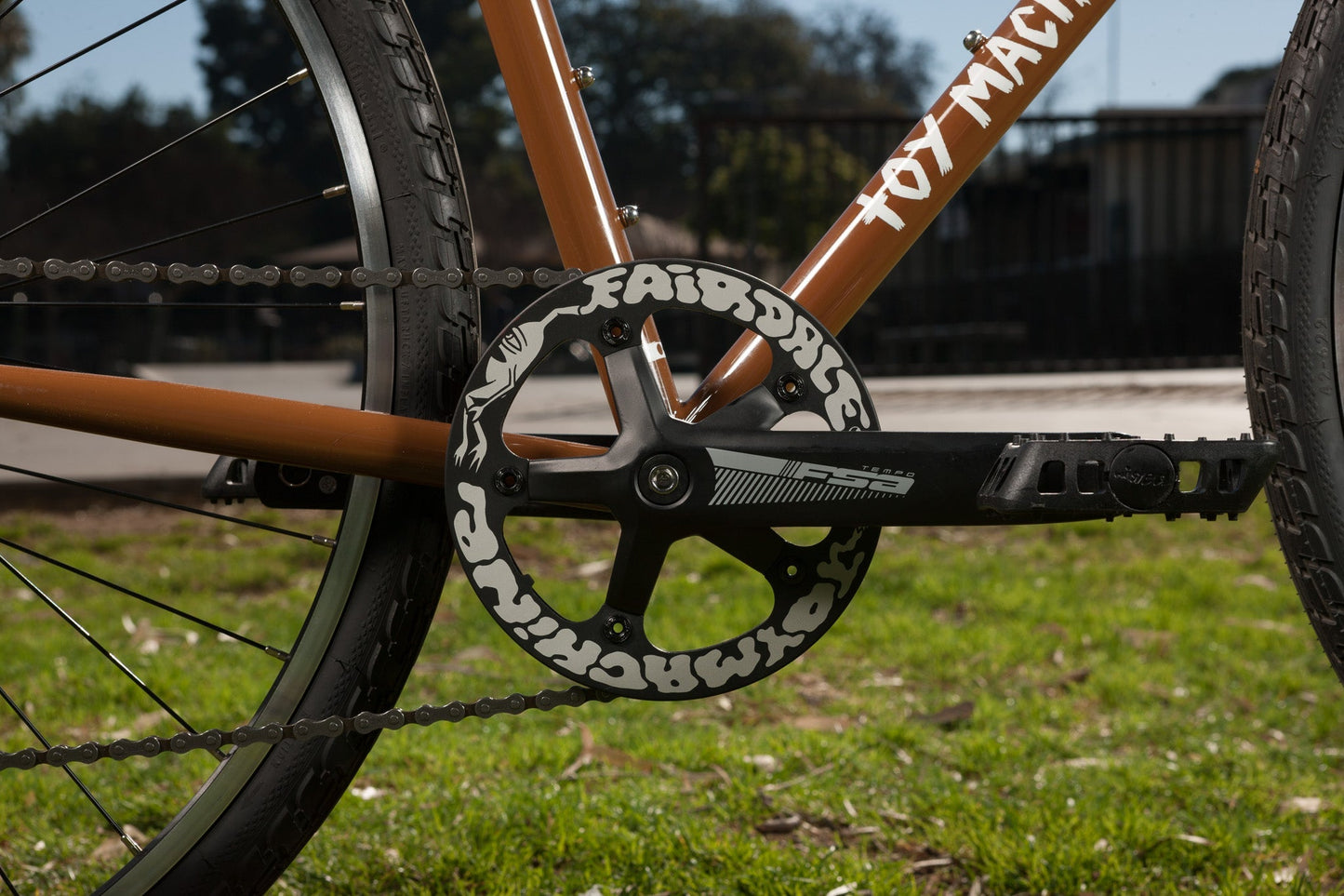 Fairdale x Toy Machine Lookfar (Limited Edition Gloss Brown in S-L)