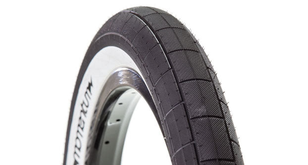 Demolition Momentum Tire 26"