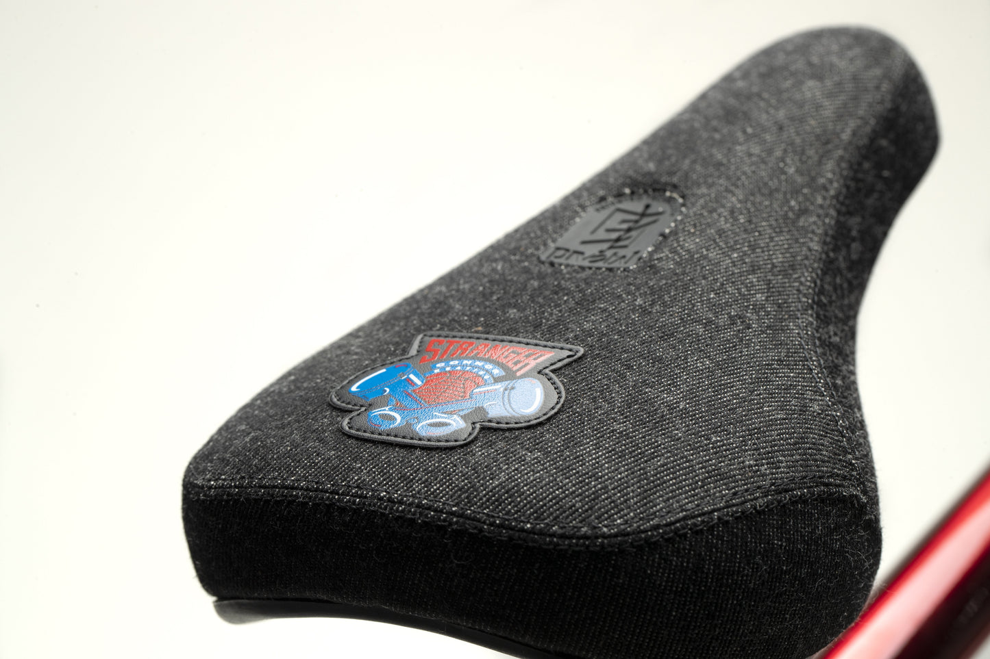 STRANGER PISTON PRO BIKE RED