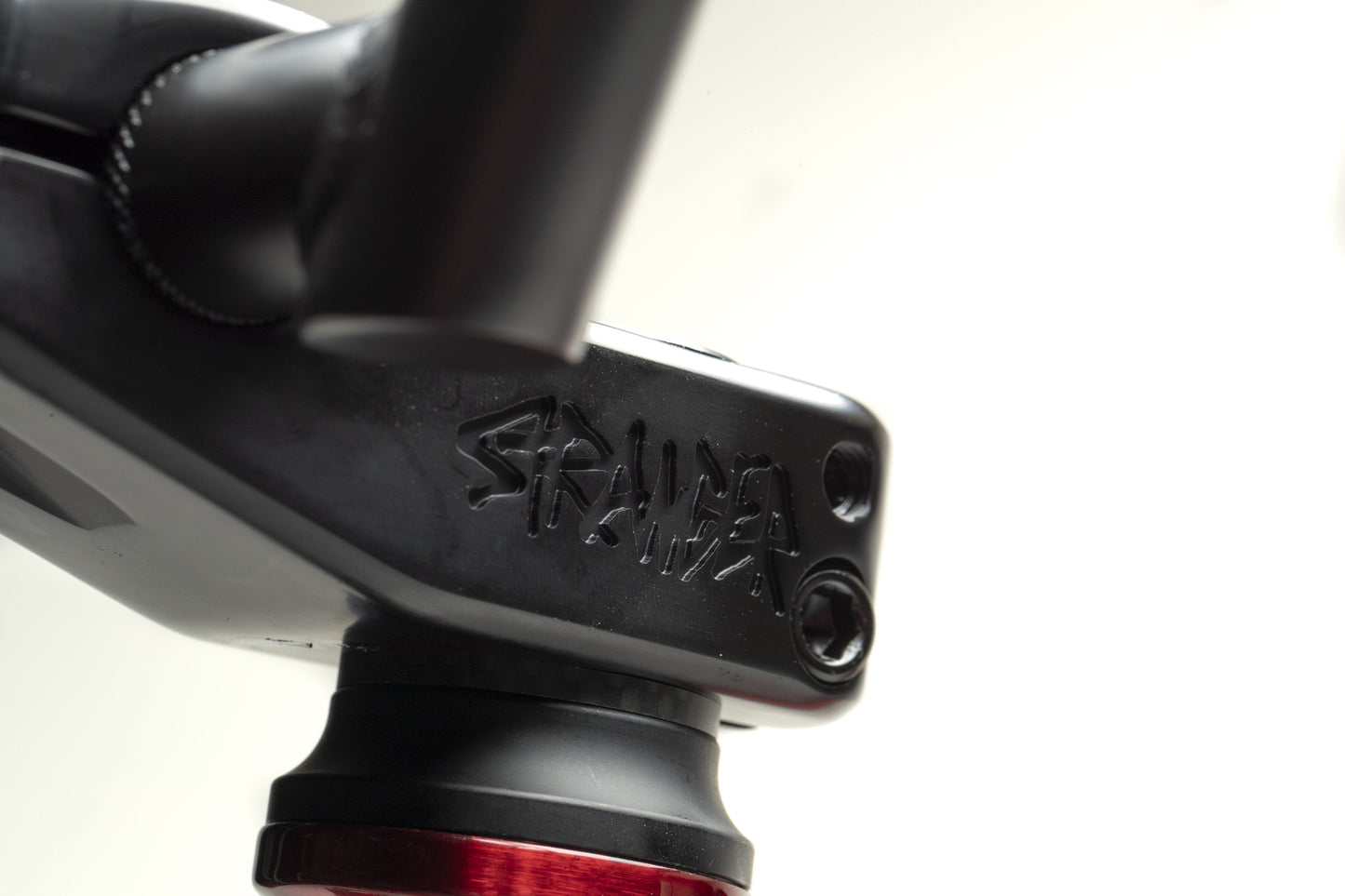 STRANGER PISTON PRO BIKE RED