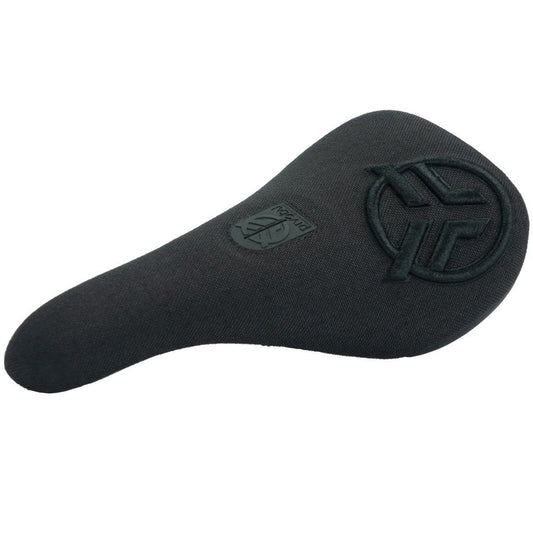 FEDERAL SLIM PIVOTAL LOGO SEAT - BLACK WITH RAISED STITCHING