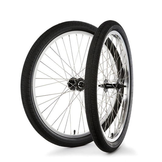 26" COVID CRUISER WHEELSET SILVER W/BLACK HUBS & BLACK TIRES 3/8" REAR AXLE